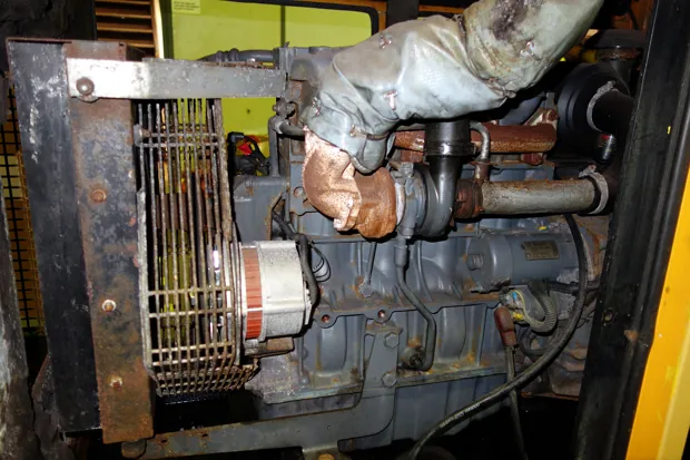 Image 4 of 5 - Deutz