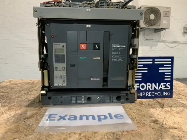 Image 1 of 4 - Merlin Gerin - NW16H1