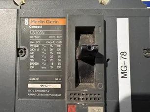 Merlin Gerin - Compact