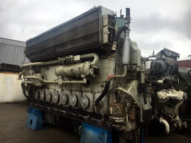 Image 7 of 14 - Wärtsilä - 8R32