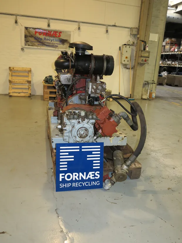 Image 4 of 11 - Iveco