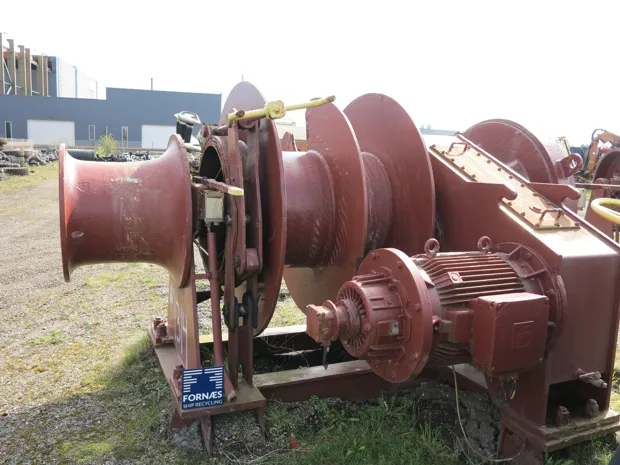 Image 2 of 9 - Anchor winch