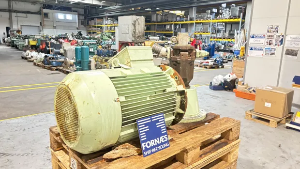 Image 5 of 12 - HP1035