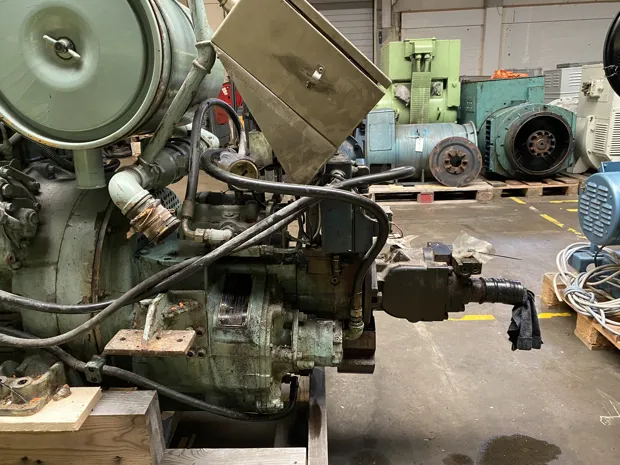 Image 3 of 8 - Twin Disc - MG-5091SC