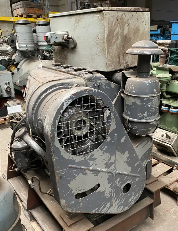 Image 4 of 5 - Deutz - A4L514