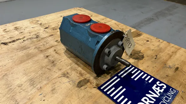 Image 6 of 9 - SPX - T38-3NL