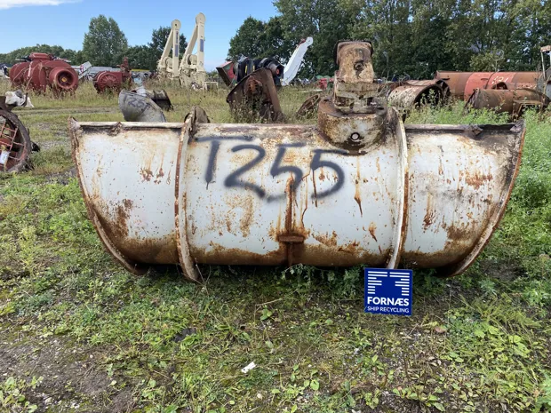 Image 1 of 6 - No plate