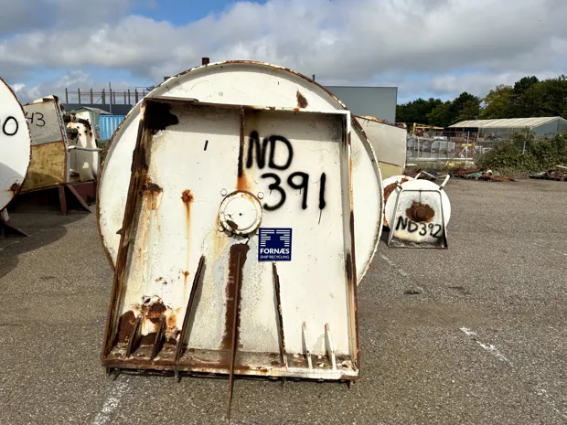 Image 2 of 5 - ND391