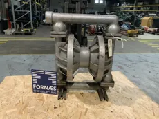 D816