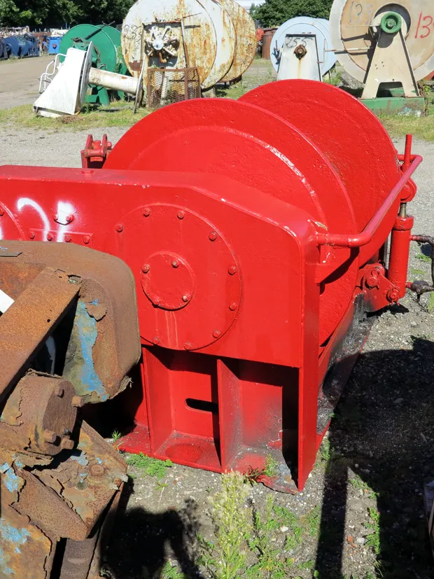 Image 2 of 5 - Trawl winch