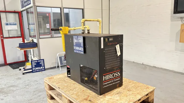 Image 2 of 7 - Hiross, Compressed air treatment. - SGB018 230/1/60 Float