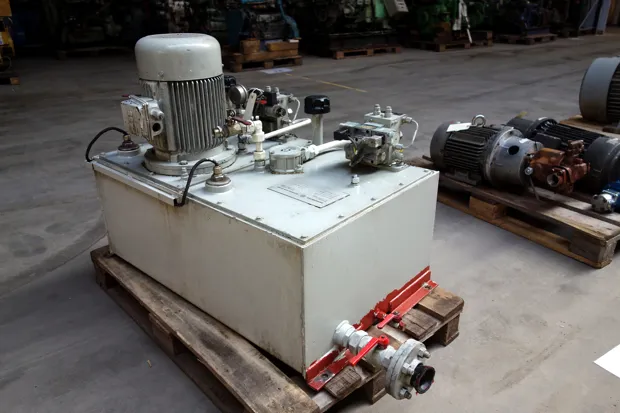 Image 2 of 4 - HS203