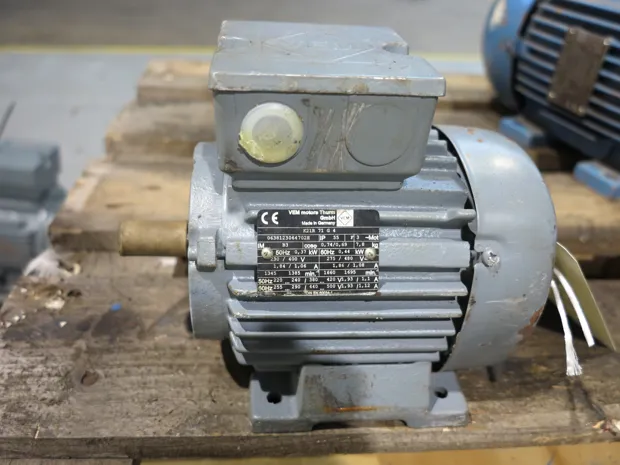 Image 4 of 4 - VEM - K21R 71 G 4