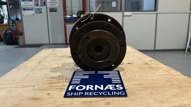 Image 3 of 8 - FAIRFIELD MFG. CO. INC. - TORQUE HUB W1B500318ZG