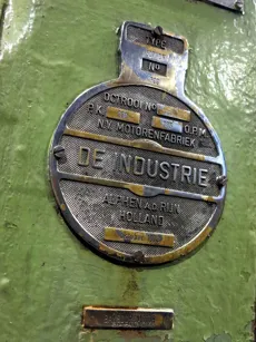 DE Industrie - 6D7HDN