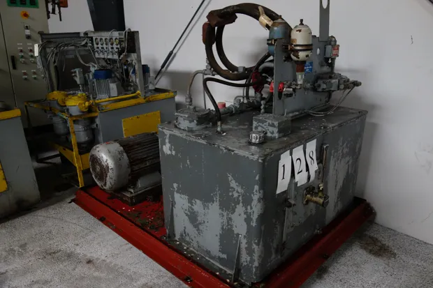 Image 2 of 3 - HS128