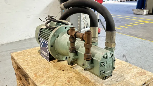 Image 3 of 8 - HP171