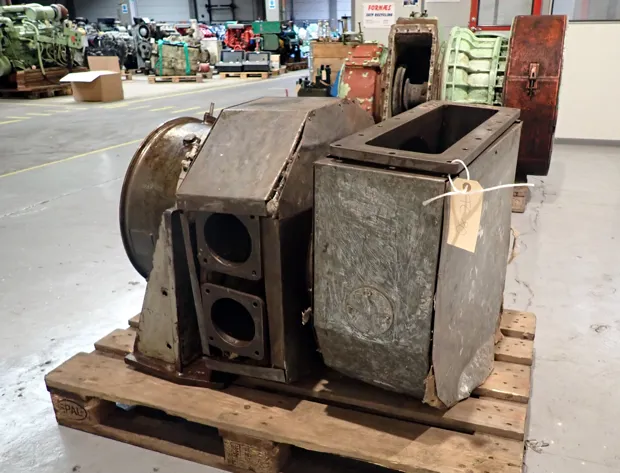 Image 2 of 6 - MAN B&W - NR 20/R147