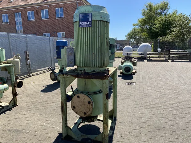 Image 4 of 6 - Bornemann - VHC 180.2-30