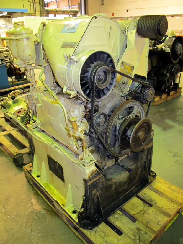 Image 2 of 4 - Deutz - A3L 514