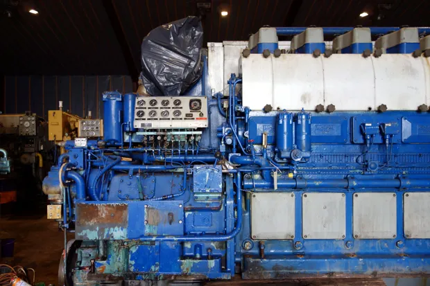 Image 3 of 4 - Alpha - 8L 23/30