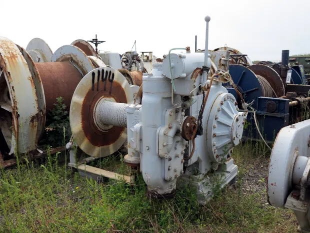 Image 4 of 5 - Trawl winch