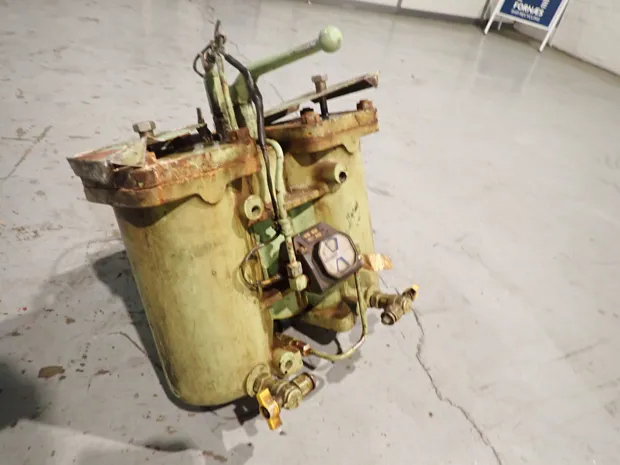 Image 7 of 8 - MaK - M 32 C