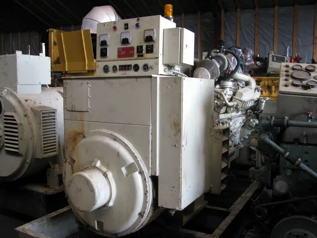 Image 1 of 5 - Cummins