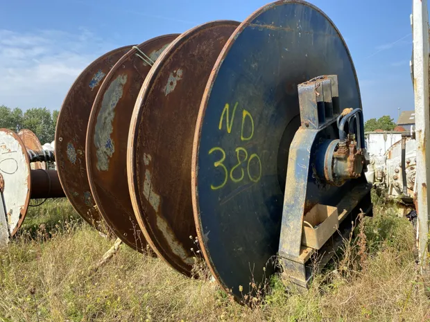 Image 3 of 5 - ND380