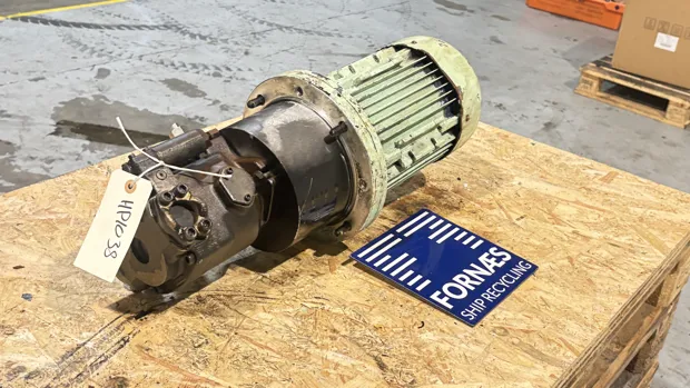 Image 6 of 8 - HP1038