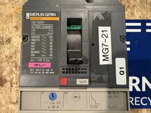 Merlin Gerin - Compact