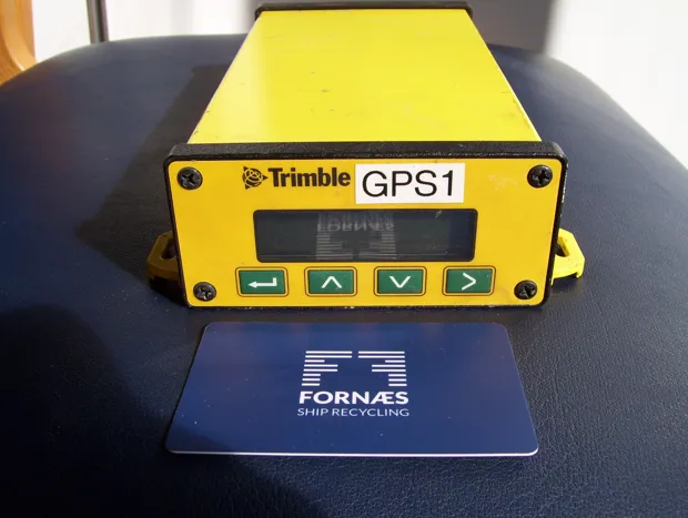 Image 1 of 3 - Trimble  GPS - DSM 232