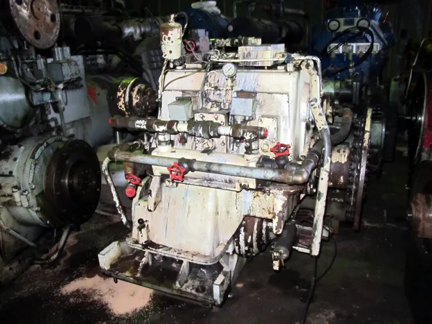 Image 2 of 4 - Reintjes - VAL 1040