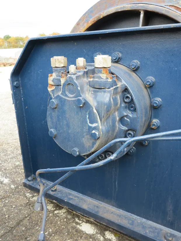 Image 3 of 4 - Trawl winch