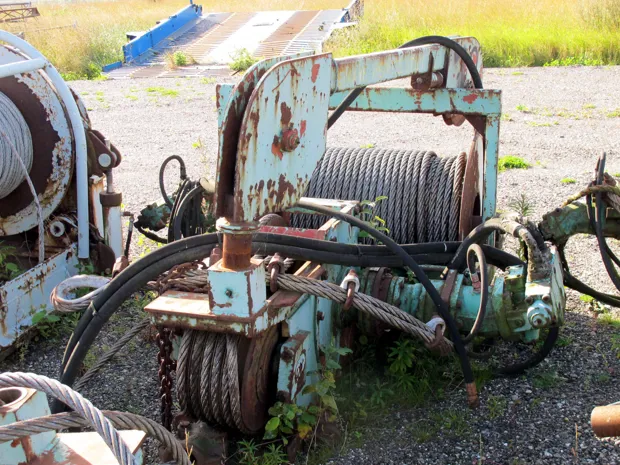 Image 1 of 8 - Wire winch