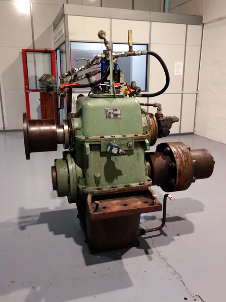 Image 1 of 5 - Reintjes - SUA 355