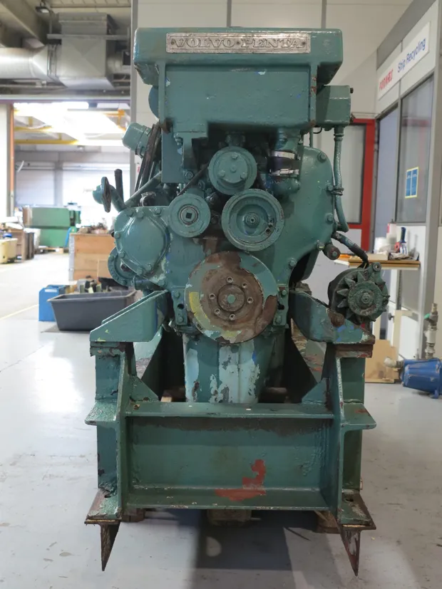 Image 3 of 6 - Volvo Penta