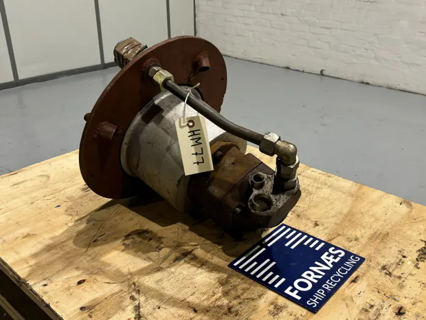 Image 4 of 9 - Parker - F11-039-MB-CN-K-000