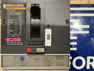 MERLIN GERIN - NS100H