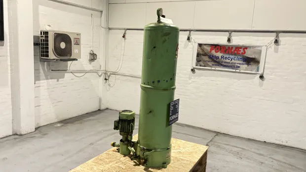 Image 2 of 8 - CJC - HDU 27/108 MZ-Z