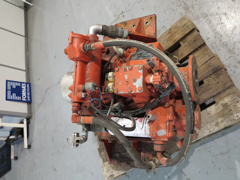 Image 5 of 6 - Twin Disc - MGX-5135RV