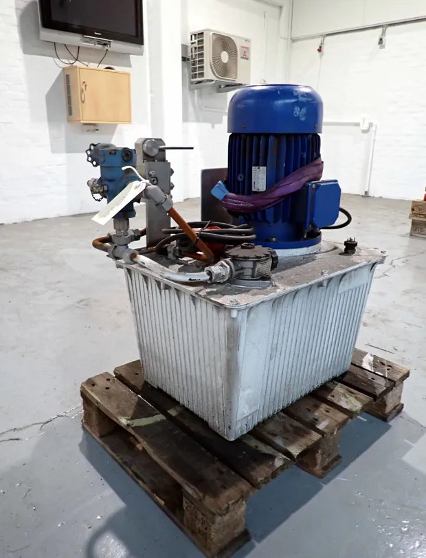 Image 1 of 5 - HS281