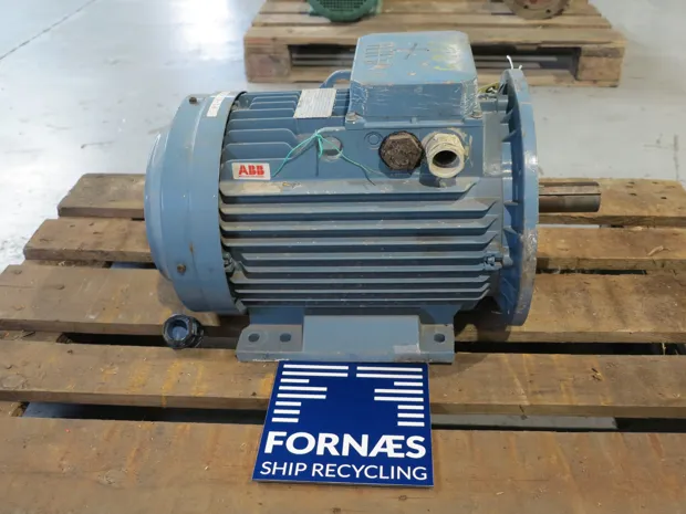 Image 1 of 4 - ABB - MBT 160M