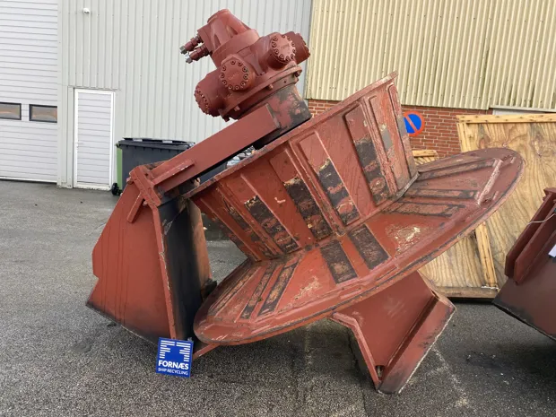 Image 1 of 7 - Chain wheel