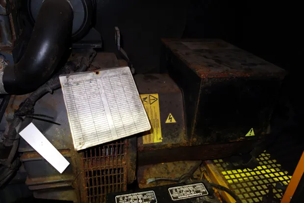 Image 3 of 5 - Deutz