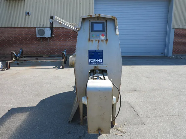 Image 3 of 8 - K72