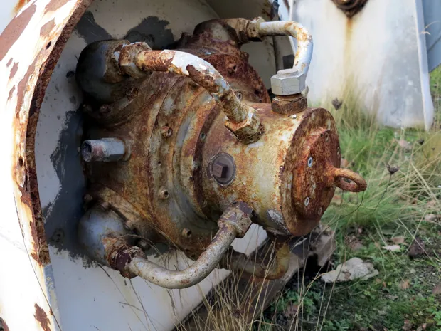 Image 3 of 3 - Trawl winch