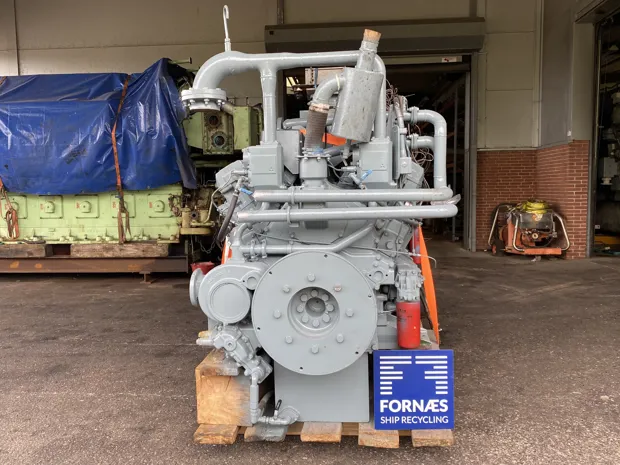 Image 4 of 7 - Mitsubishi - S16R