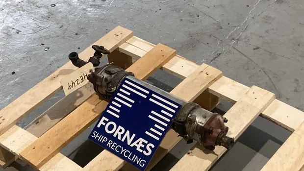 Image 1 of 4 - Bowman - EC140