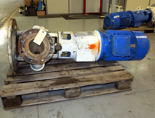 Image 2 of 6 - Iron Pump - CNLB 150-150/250